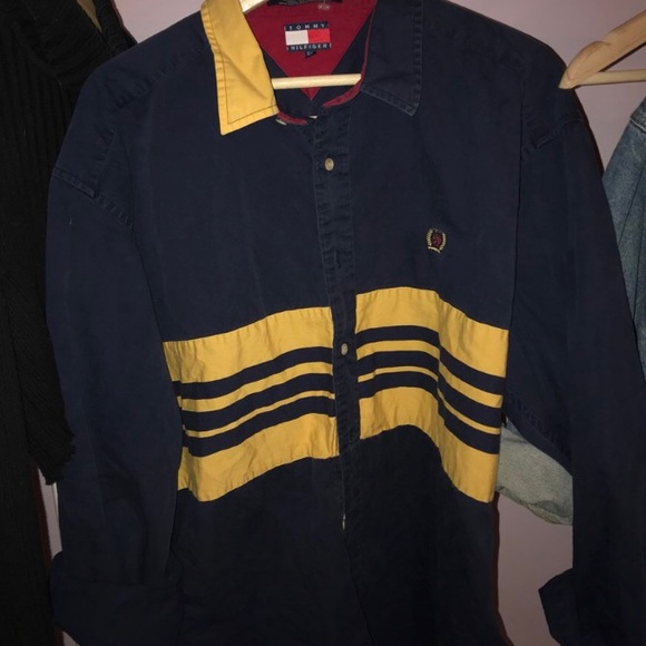 Tommy Hilfiger button down shirt - Picture 3 of 4